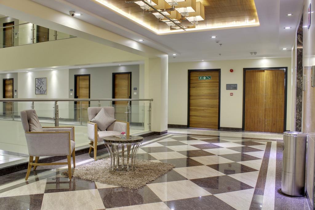 Hotel Suba Grand Dahej Esterno foto